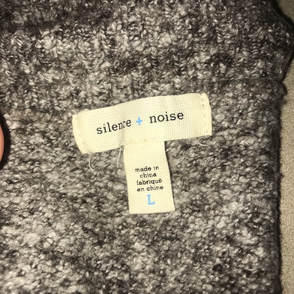 Silence + Noise wrap sweater - Picture 5 of 5